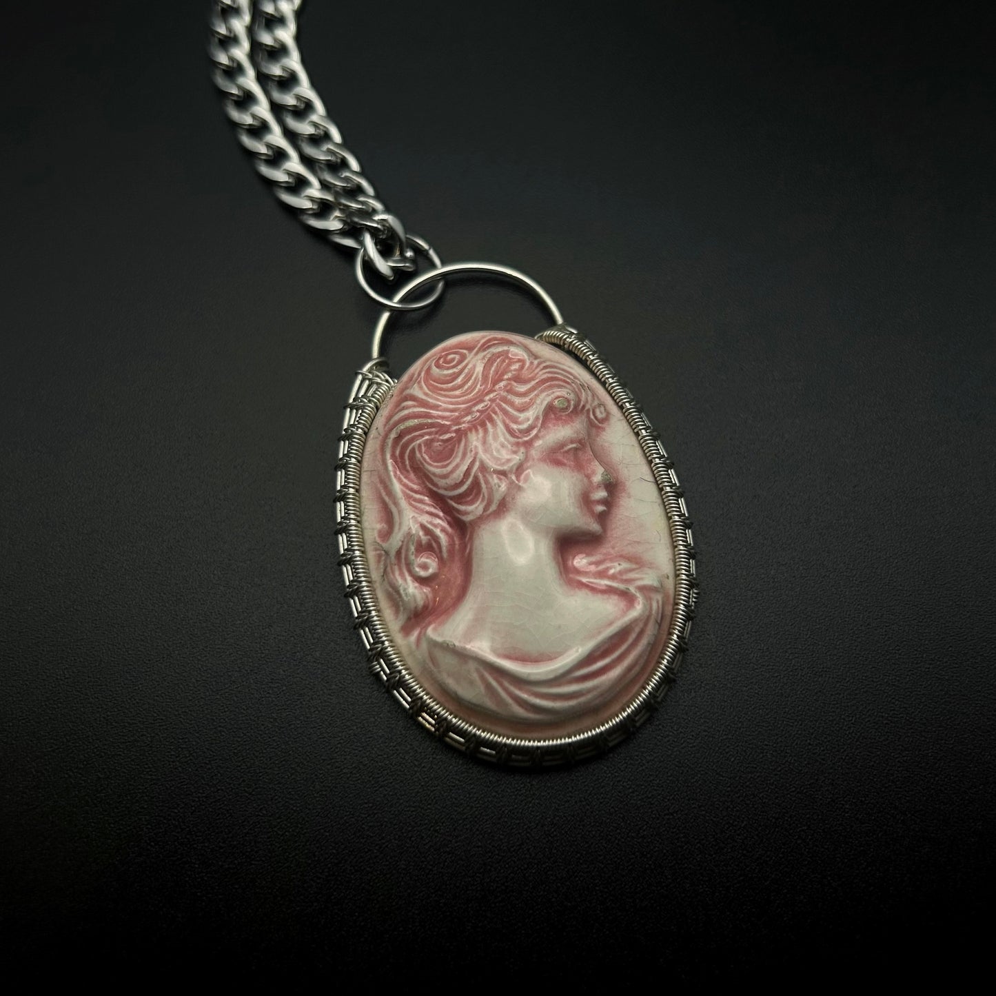 Sterling Silver Vintage Cameo Pendant